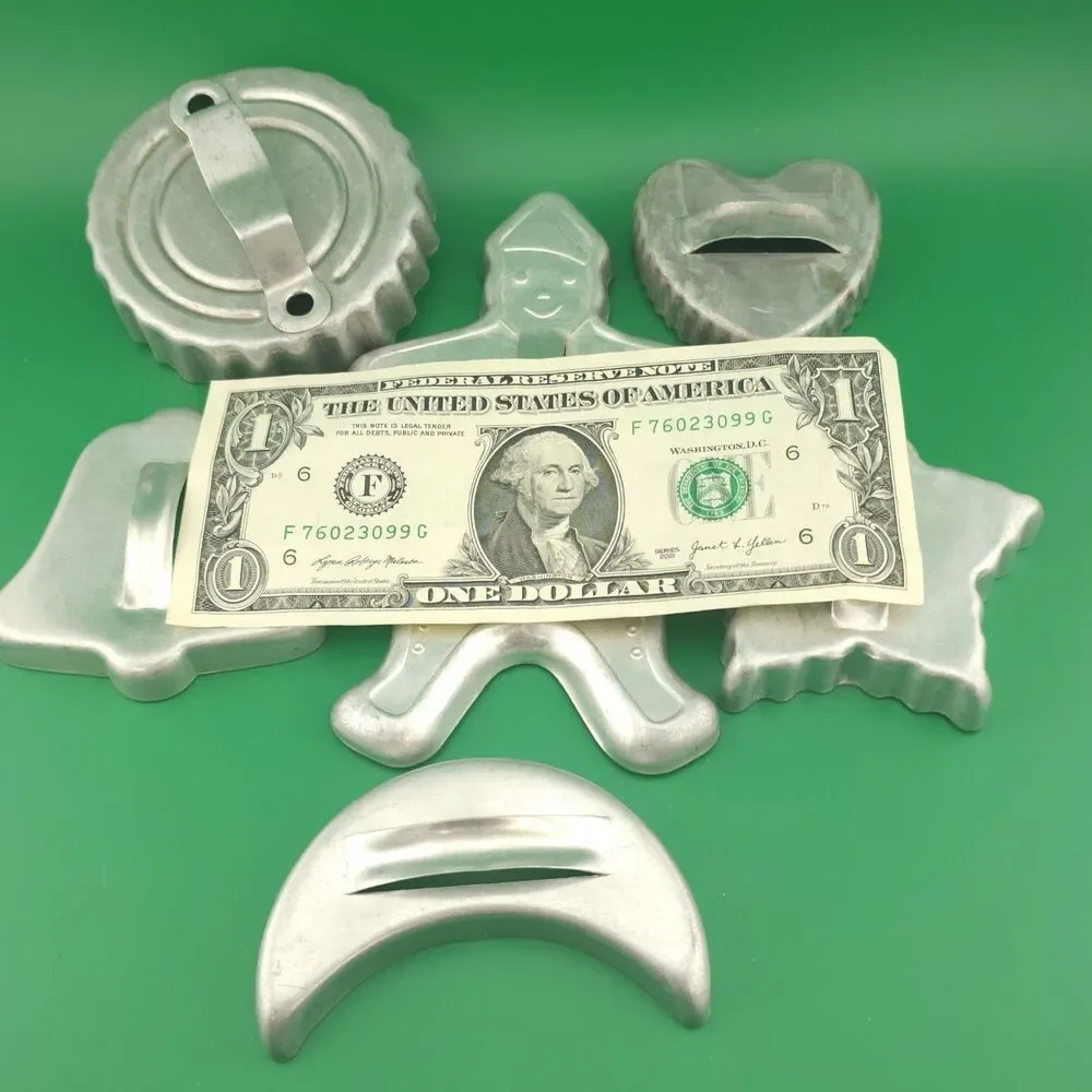 Vintage Aluminum Christmas Cookie Cutters (6) Great Condition Old Time Christmas